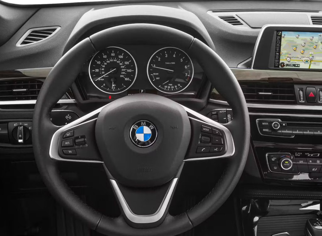 2017 BMW X1 Image 4