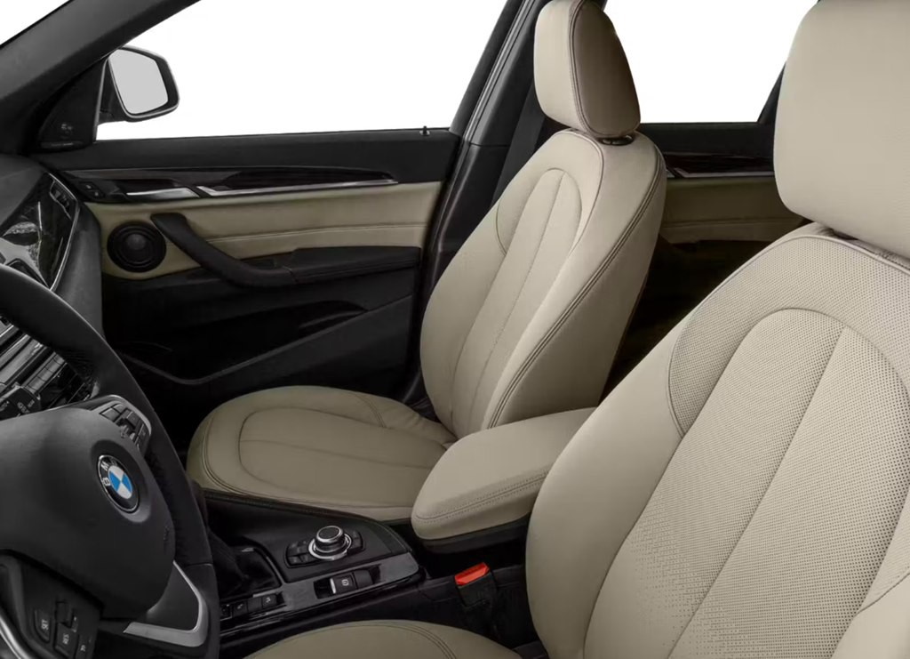 2017 BMW X1 Image 8