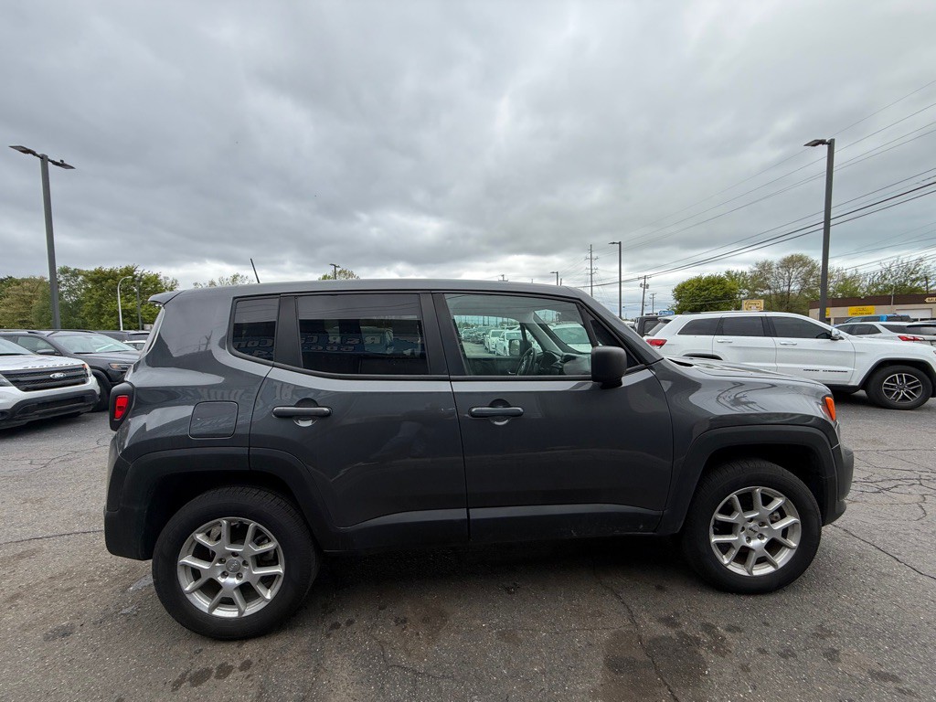 2023 Jeep Renegade Image 6