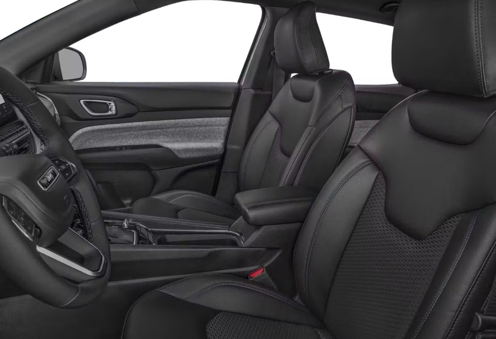 2023 Jeep Compass Image 8