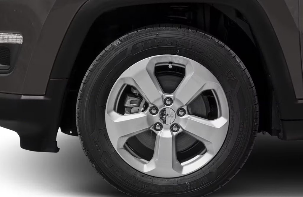 2019 Jeep Compass Image 11