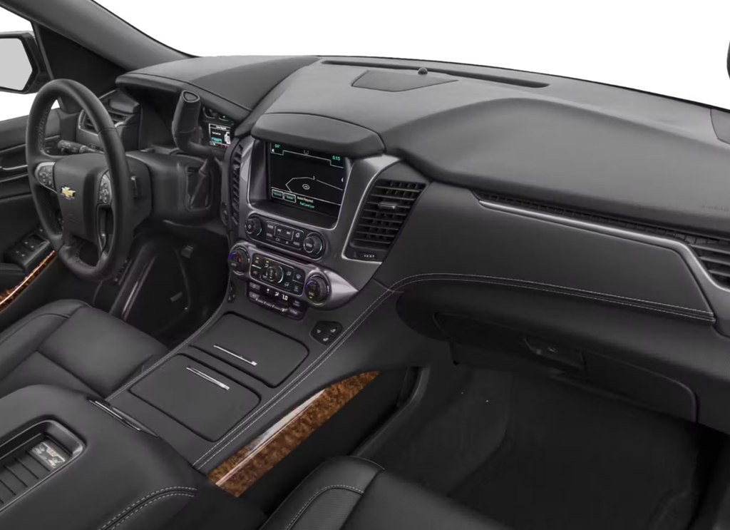 2016 Chevrolet Suburban Image 6