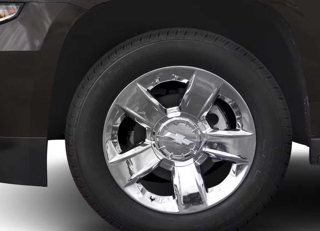 2016 Chevrolet Suburban Image 12