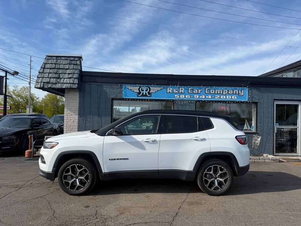 2025 Jeep Compass Image 2
