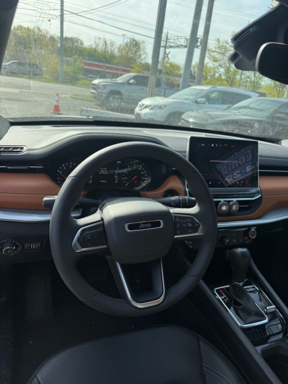 2025 Jeep Compass Image 9