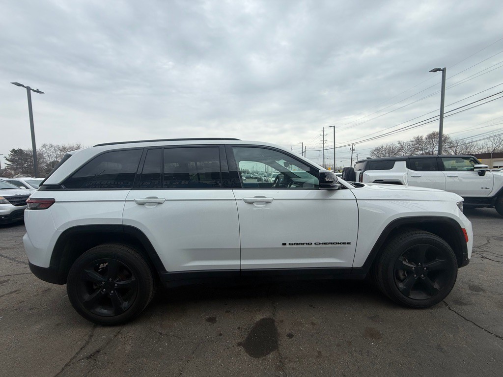 2023 Jeep Grand Cherokee Image 6