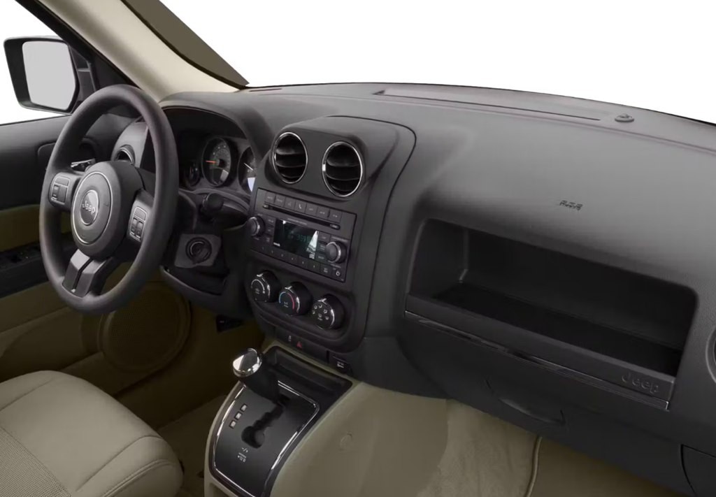 2017 Jeep Patriot Image 6