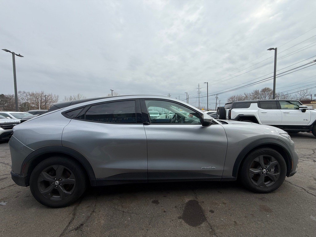 2021 Ford Mustang Image 6