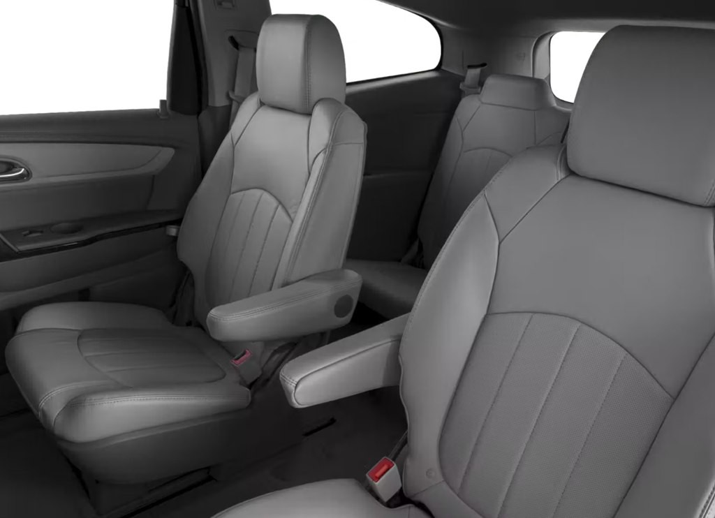 2017 Chevrolet Traverse Image 8