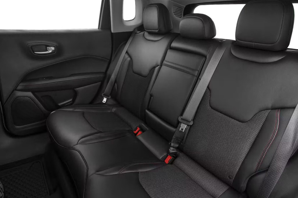 2020 Jeep Compass Image 19