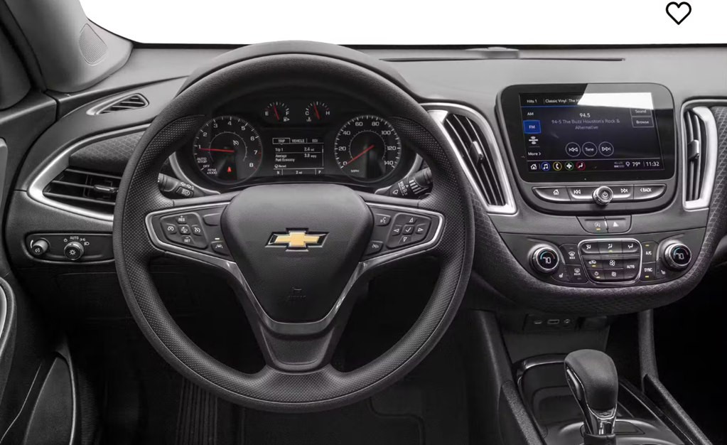 2023 Chevrolet Malibu Image 4