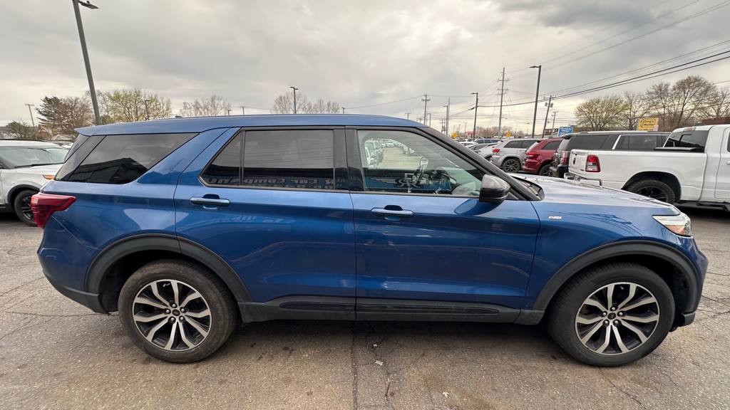 2022 Ford Explorer Image 6