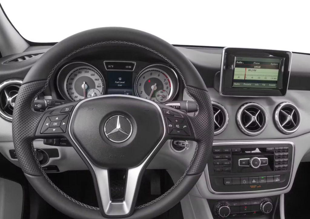 2017 Mercedes-Benz GLA-Class Image 4