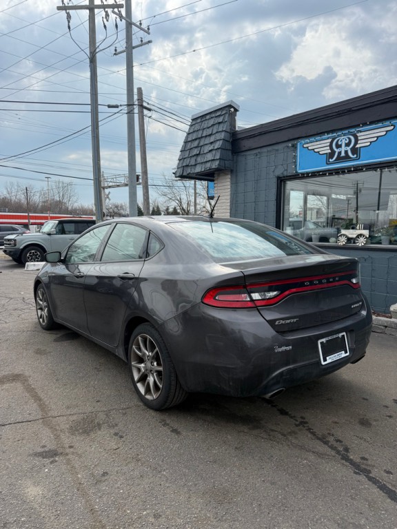 2015 Dodge Dart Image 3