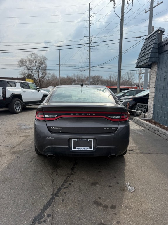 2015 Dodge Dart Image 4