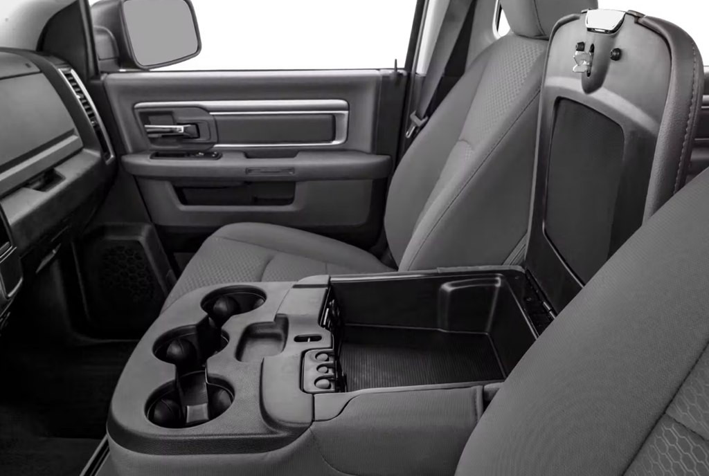 2015 RAM 1500 Image 7