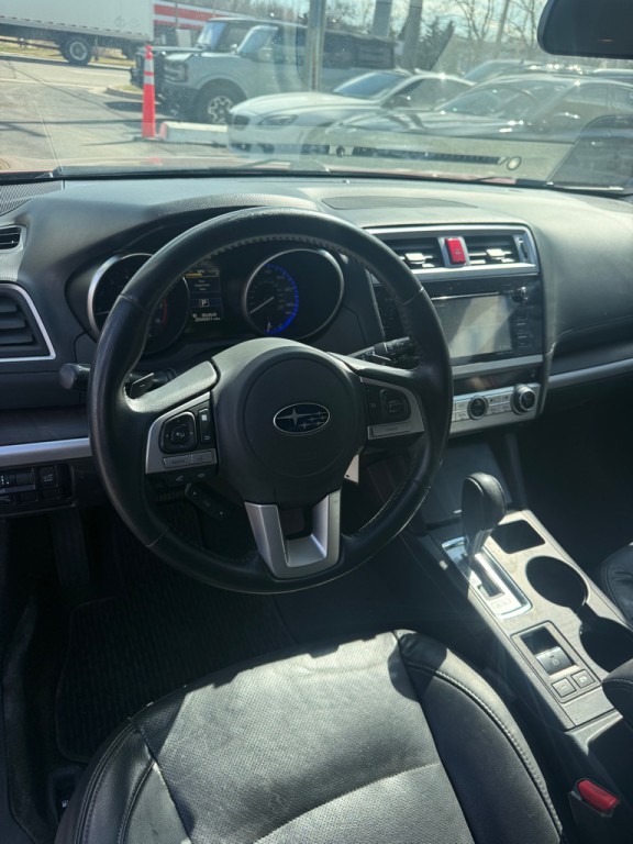 2015 Subaru Outback Image 9