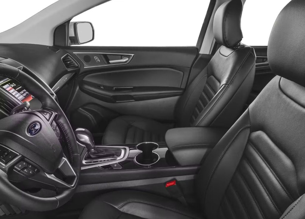 2017 Ford Edge Image 8