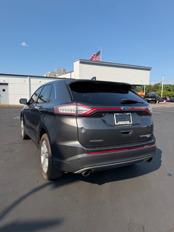 2017 Ford Edge Image 3