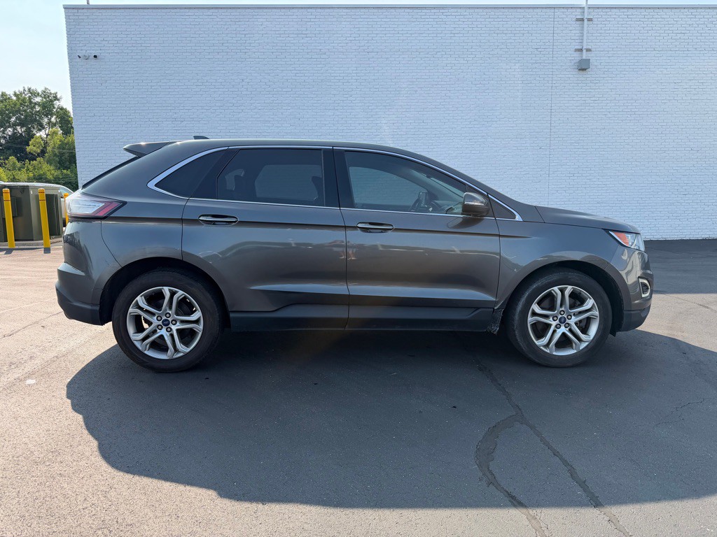 2017 Ford Edge Image 6