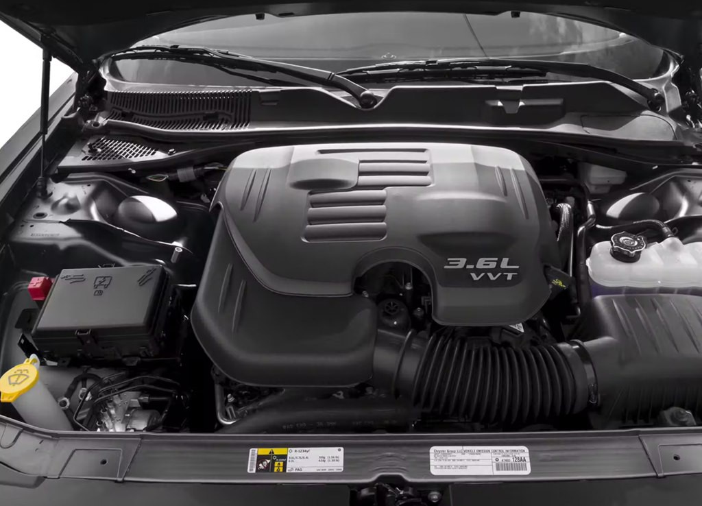 2015 Dodge Challenger Image 11