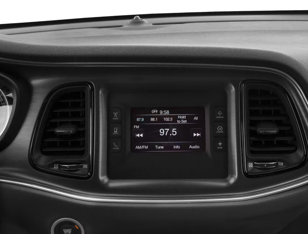 2015 Dodge Challenger Image 17