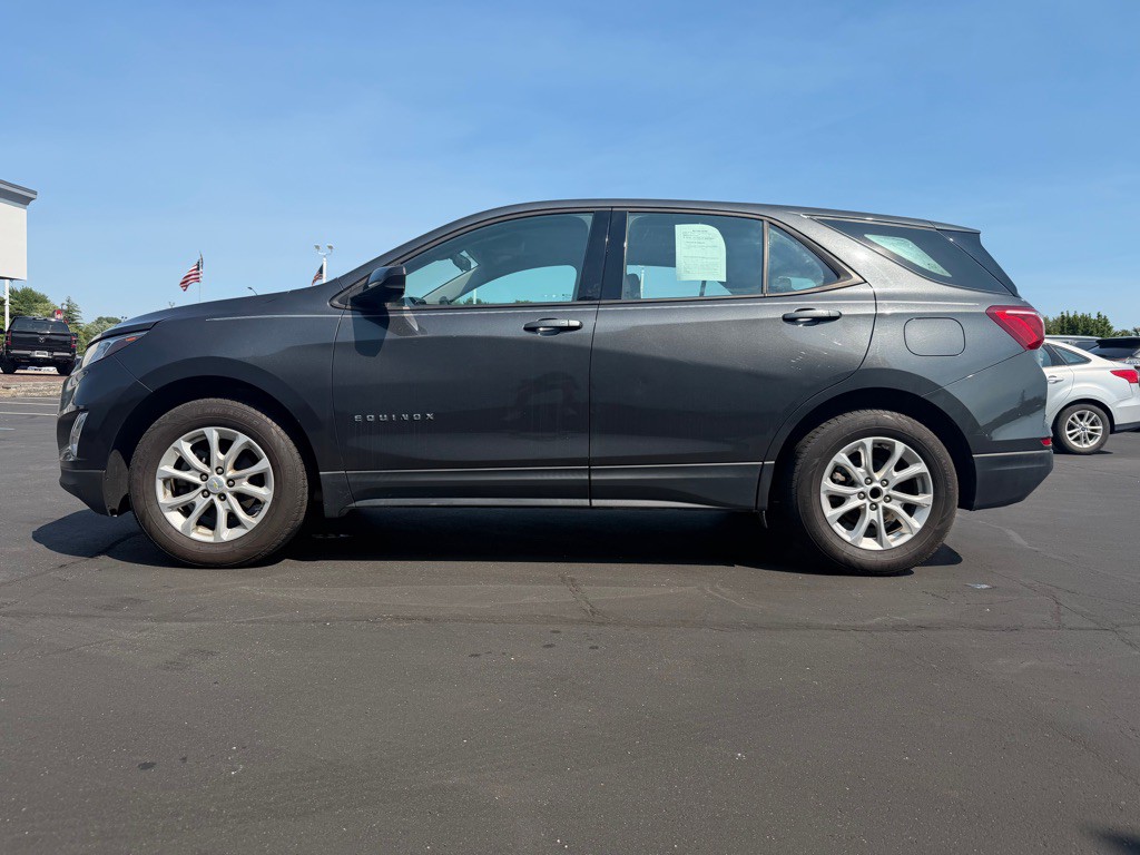 2019 Chevrolet Equinox Image 2