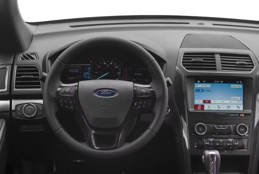 2018 Ford Explorer Image 4