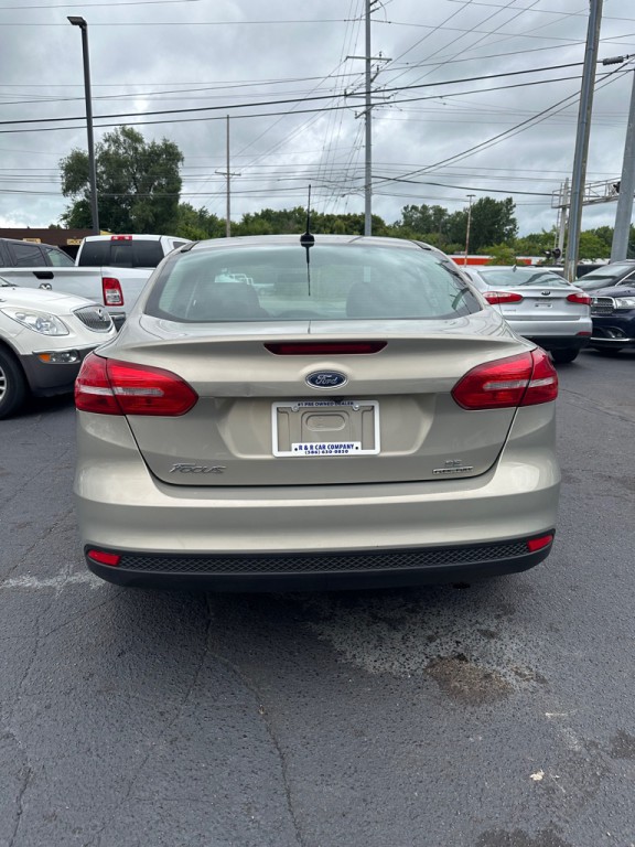 2016 Ford Focus Image 4