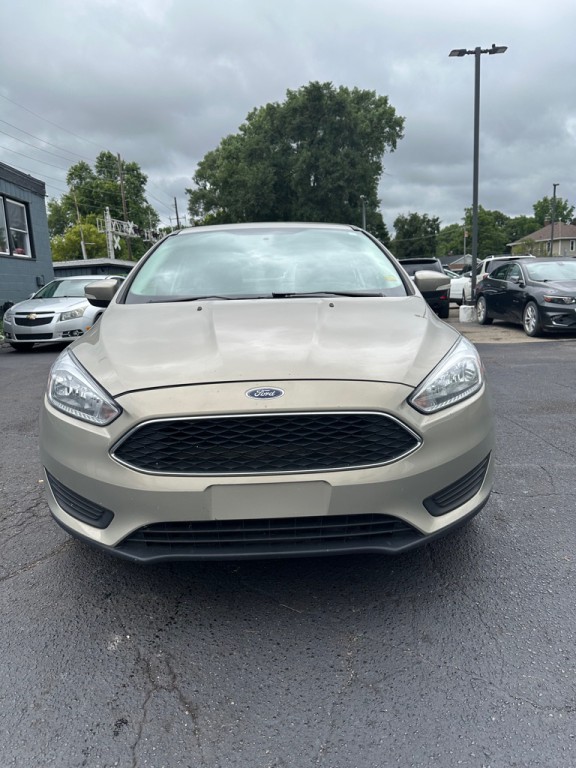 2016 Ford Focus Image 8