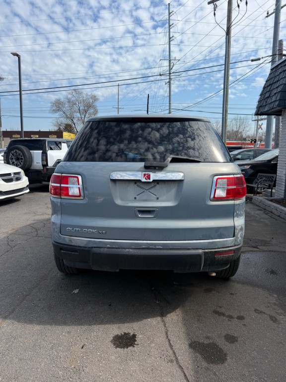 2008 Saturn Outlook Image 4
