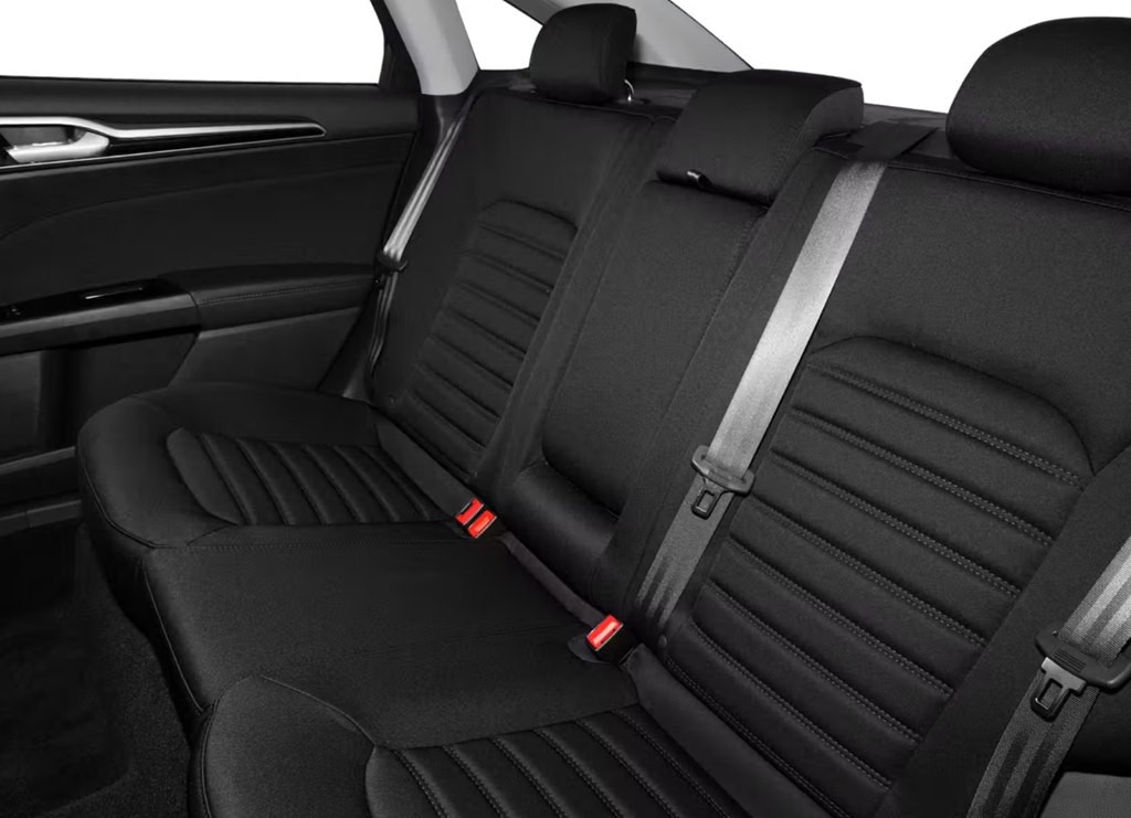 2016 Ford Fusion Image 19