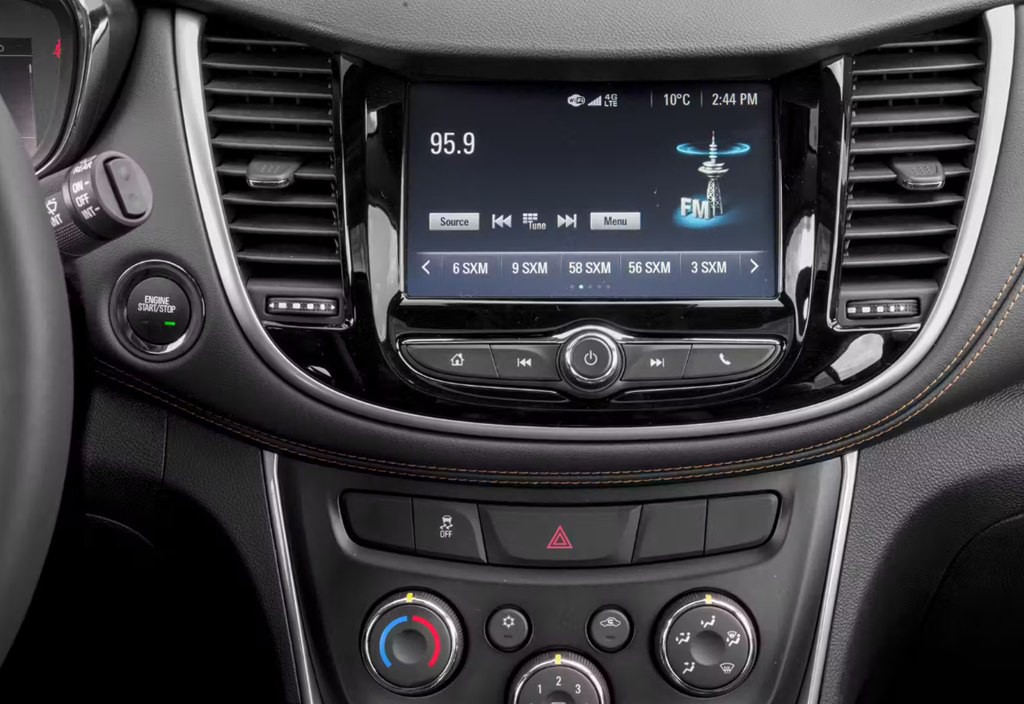 2018 Chevrolet Malibu Image 5