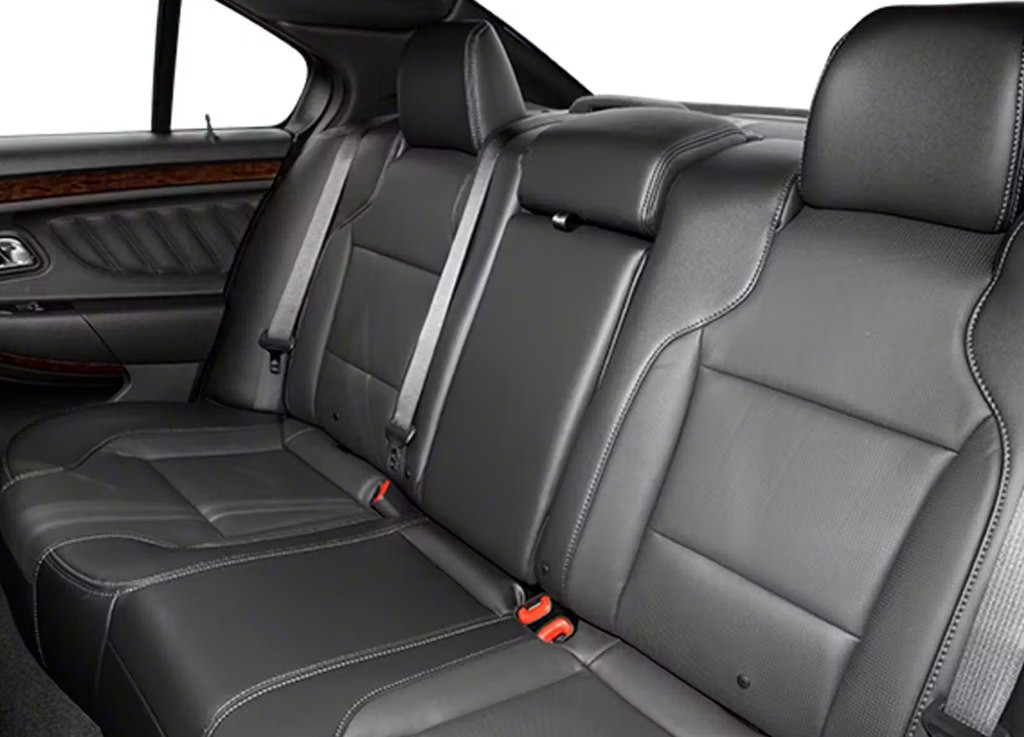 2013 Ford Taurus Image 9