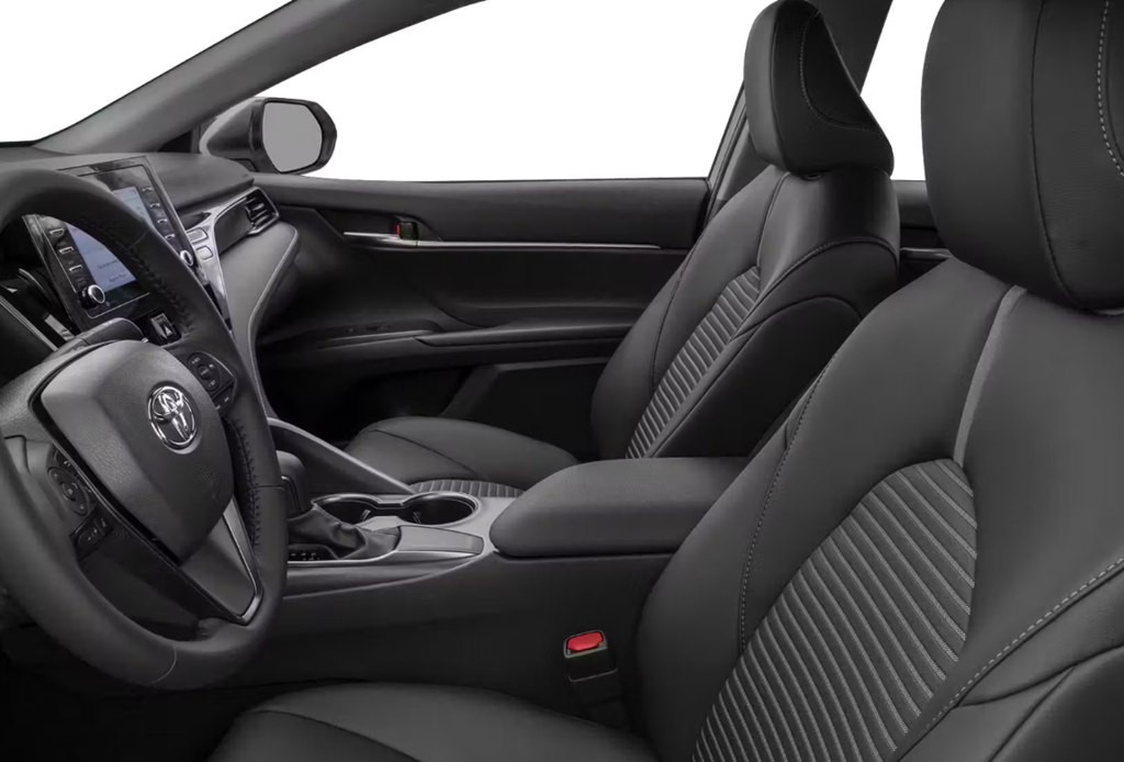 2021 Toyota Camry Image 8