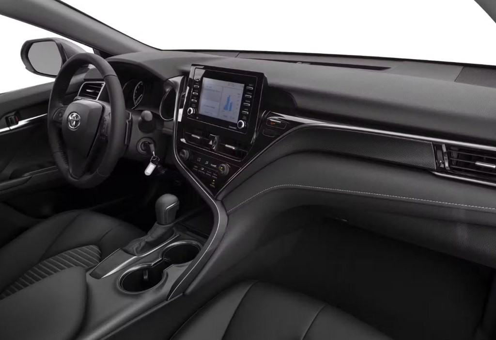 2021 Toyota Camry Image 17