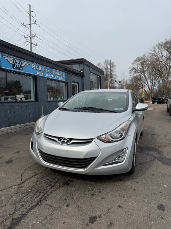 2014 Hyundai Elantra Image 1