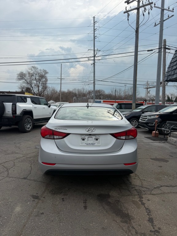 2014 Hyundai Elantra Image 4