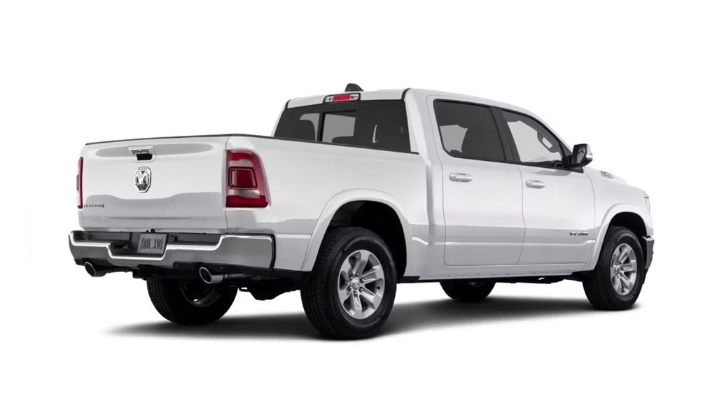 2021 RAM 1500 Image 3