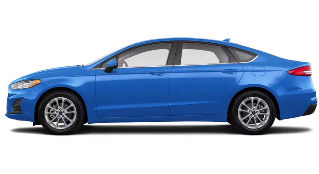 2020 Ford Fusion Image 2