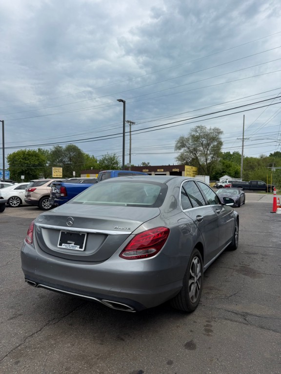 2015 Mercedes-Benz C-Class Image 5