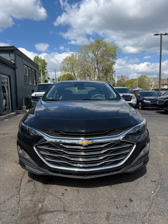 2025 Chevrolet Malibu Image 8