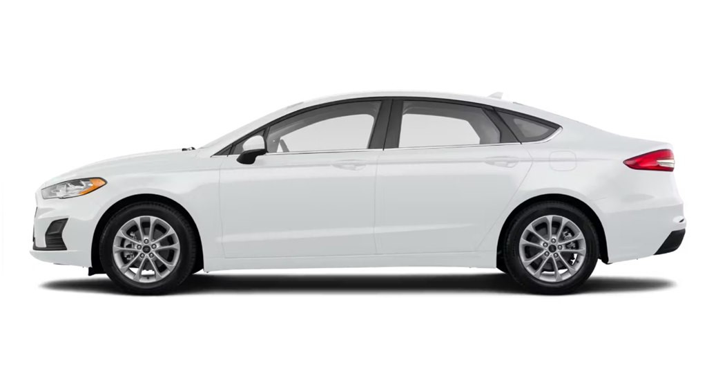 2019 Ford Fusion Image 2
