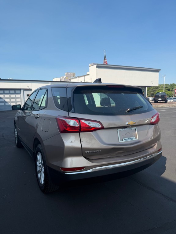 2018 Chevrolet Equinox Image 3