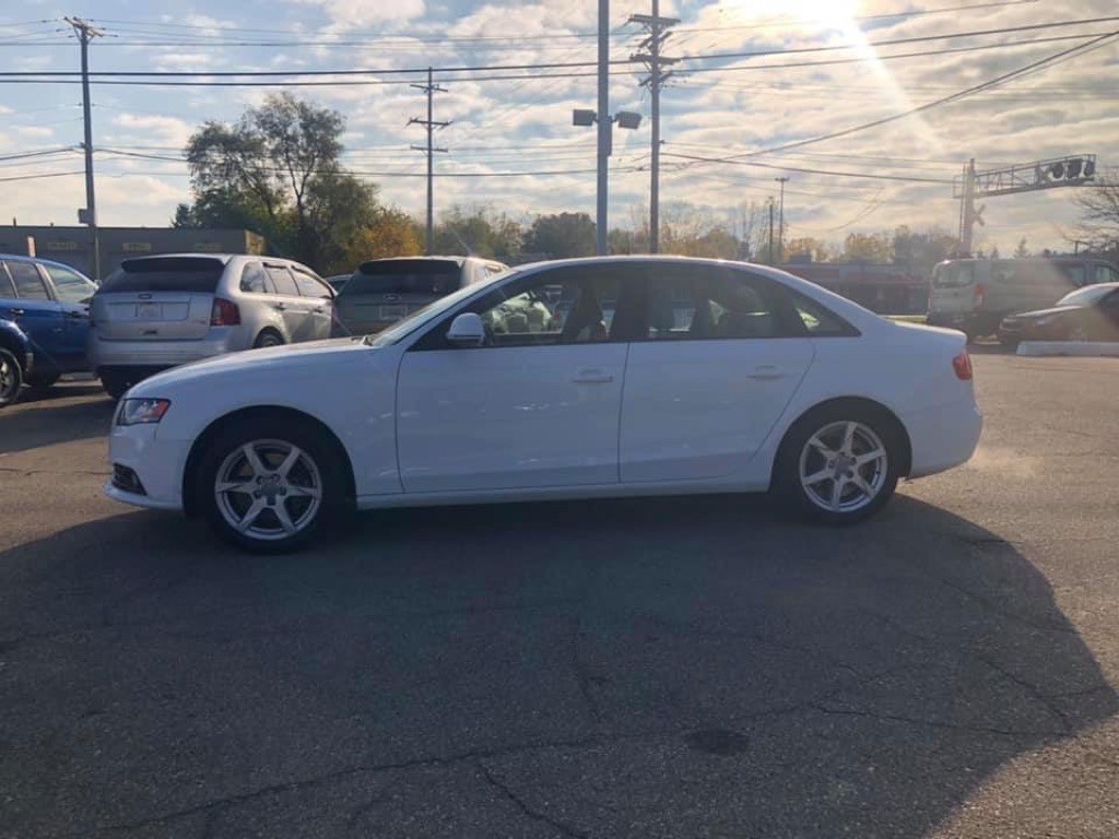 2009 Audi A4 Image 2