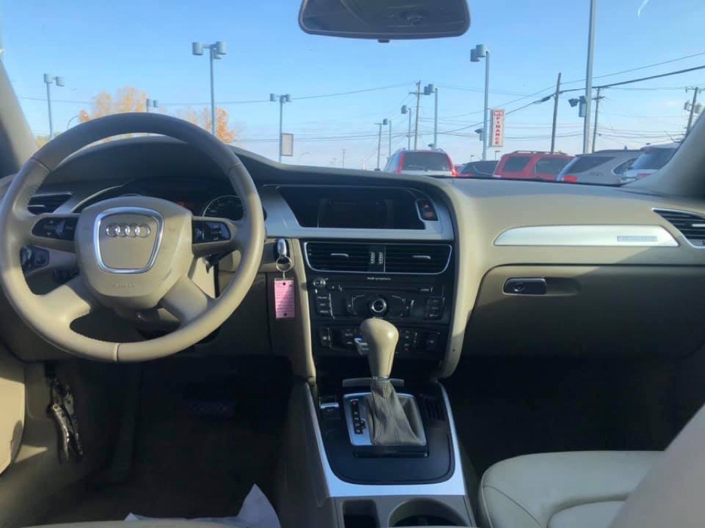 2009 Audi A4 Image 8