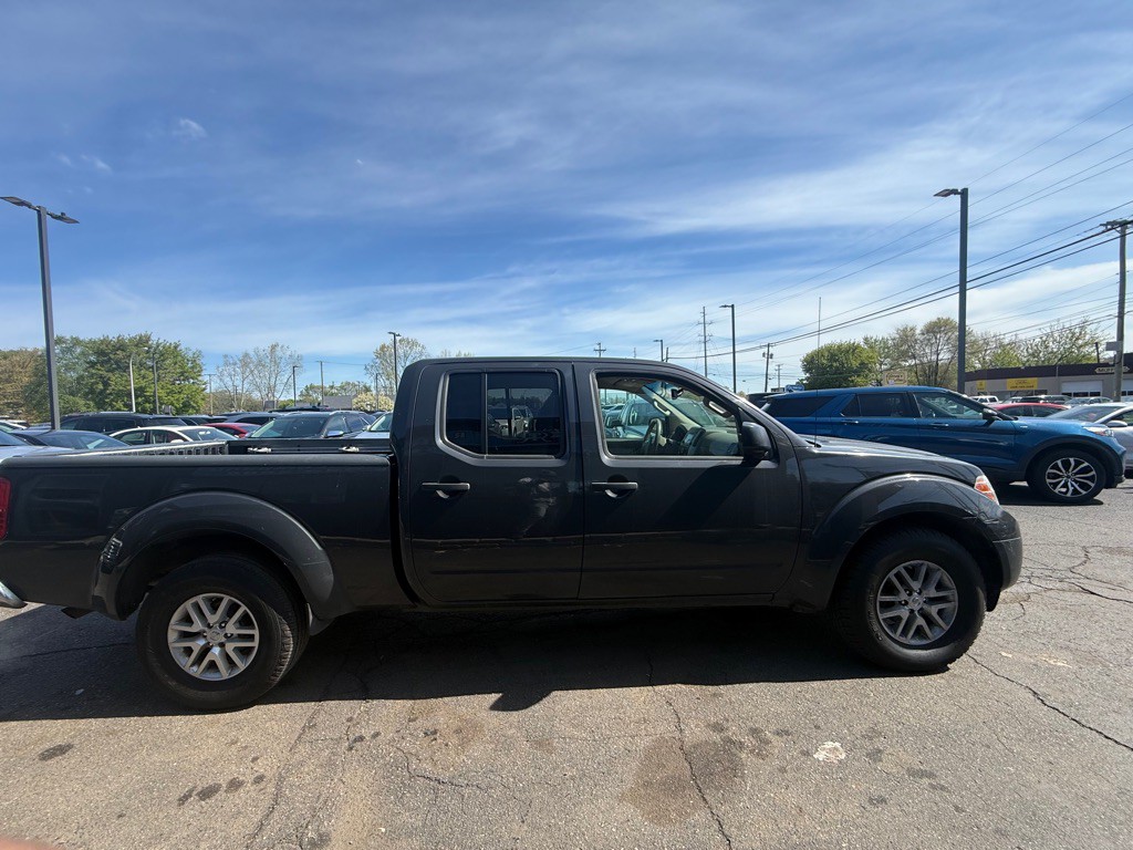 2015 Nissan Frontier Image 6