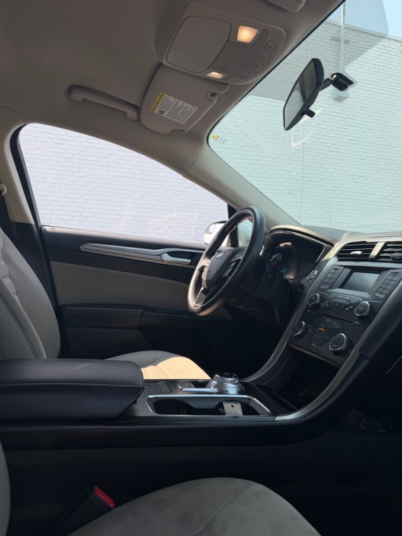 2018 Ford Fusion Image 10