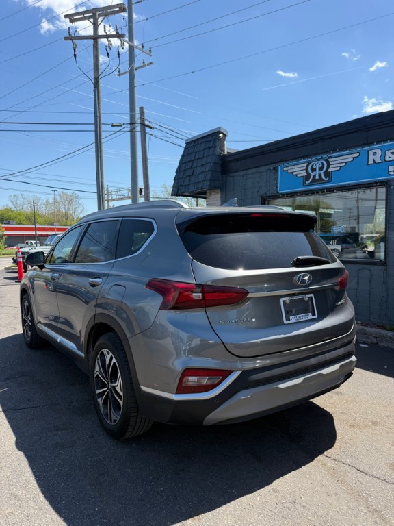 2019 Hyundai Santa Fe Image 3