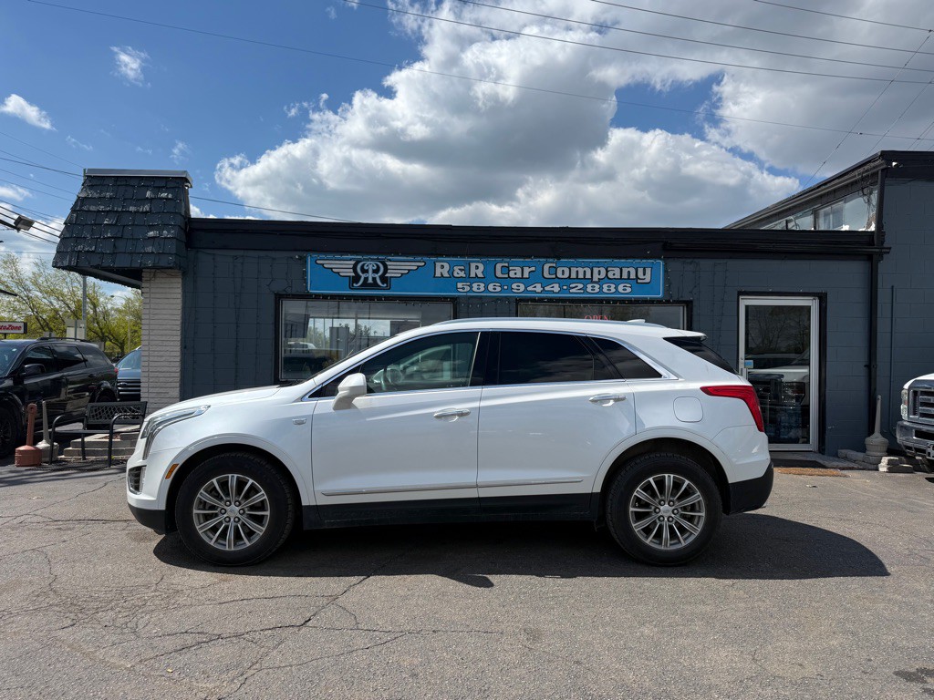 2017 Cadillac XT5 Image 2